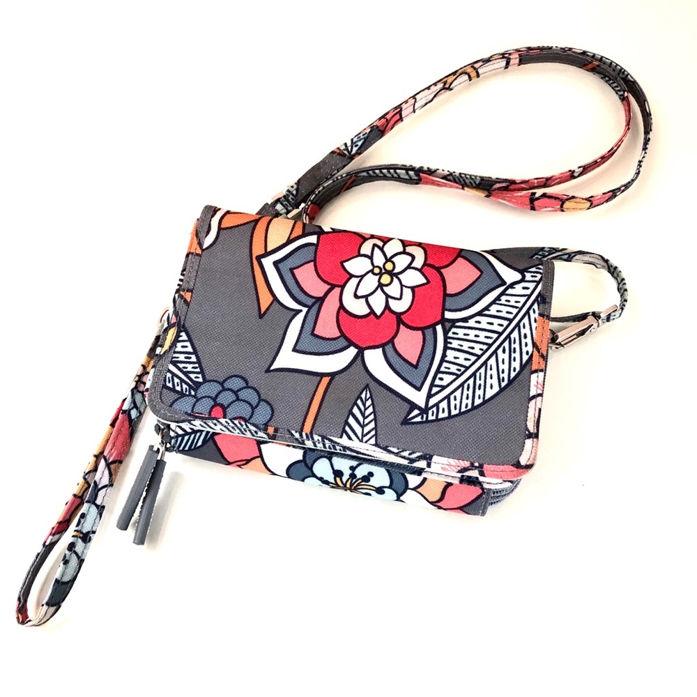 Vera Bradley all in one cross body RFID